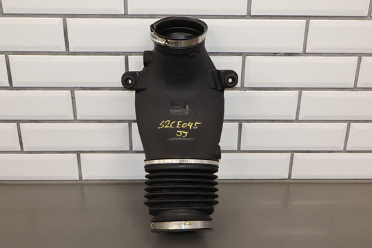 01 - 04 Corvette C5 5.7L Air Cleaner Intake Tube Box Base Lid Straps *No MAF*