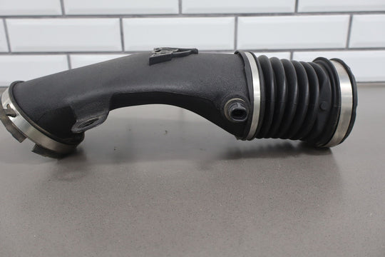 01 - 04 Corvette C5 5.7L Air Cleaner Intake Tube Box Base Lid Straps *No MAF*