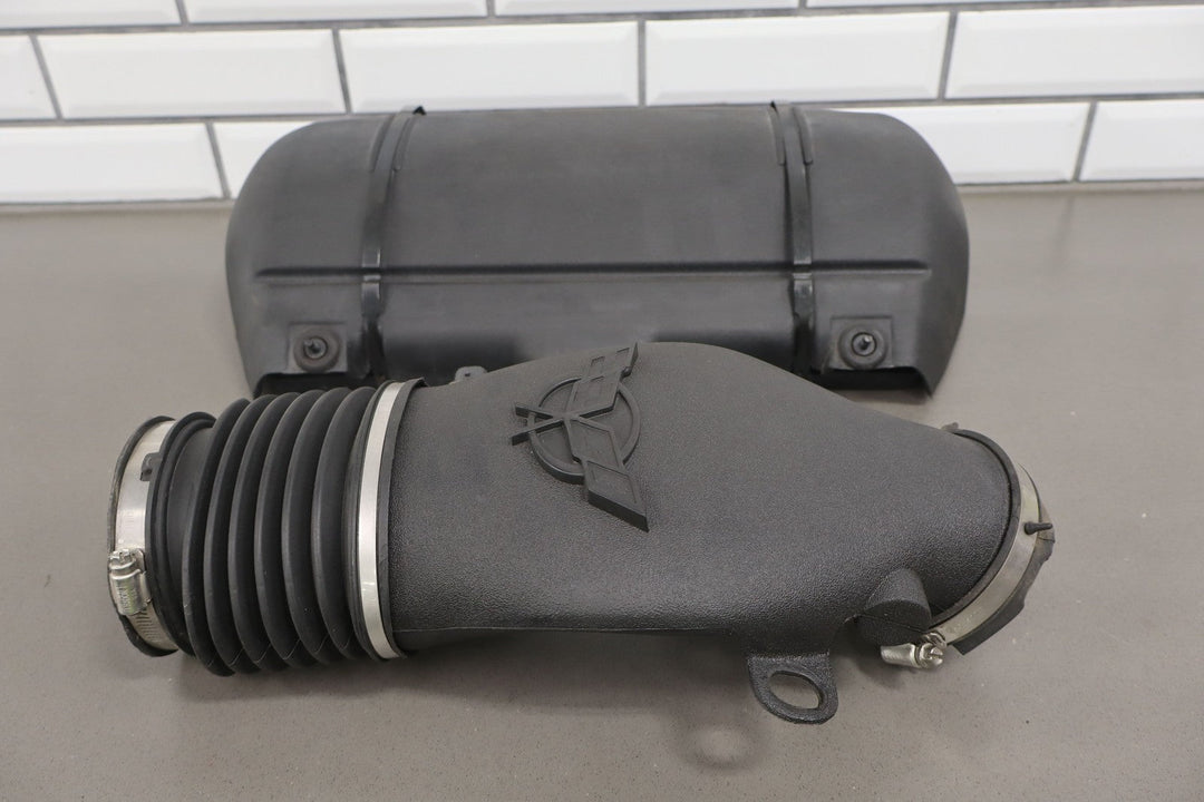 01 - 04 Corvette C5 5.7L Air Cleaner Intake Tube Box Base Lid Straps *No MAF*