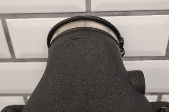 01 - 04 Corvette C5 5.7L Air Cleaner Intake Tube Box Base Lid Straps *No MAF*