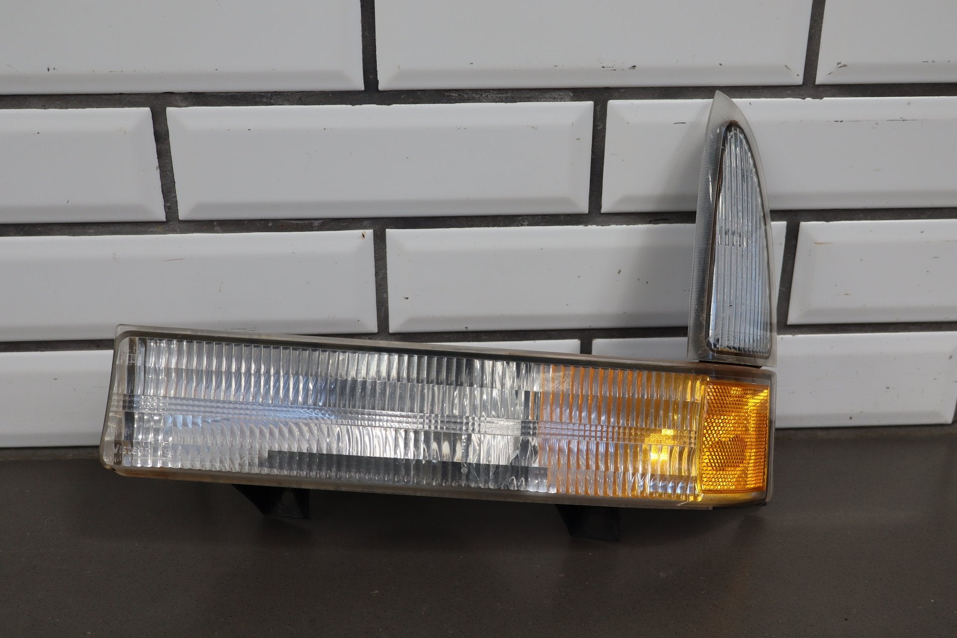 01-04 Ford F250 F350 Super Duty Left Headlight 2C3Z13008AB