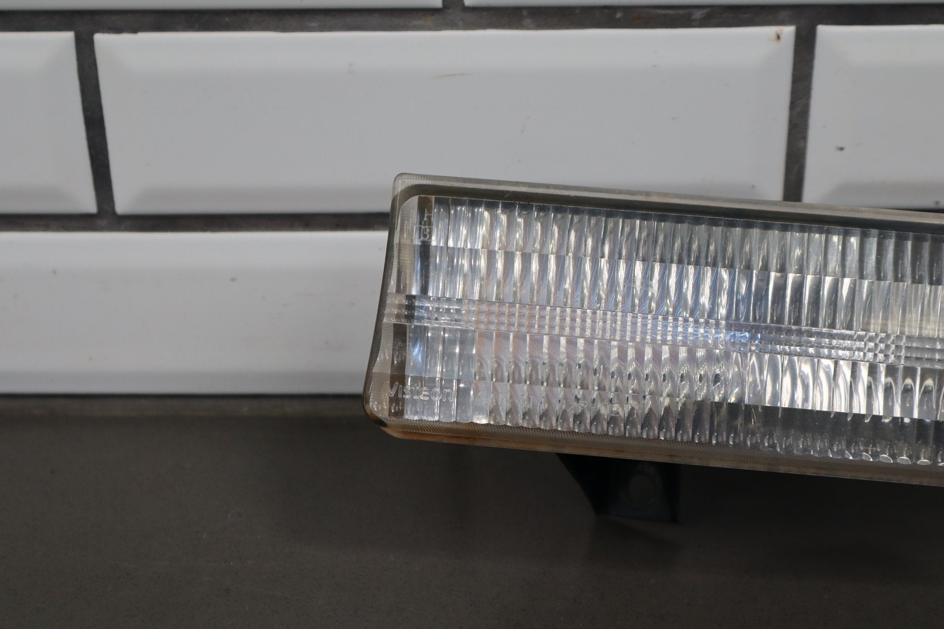 01-04 Ford F250 F350 Super Duty Left Headlight 2C3Z13008AB