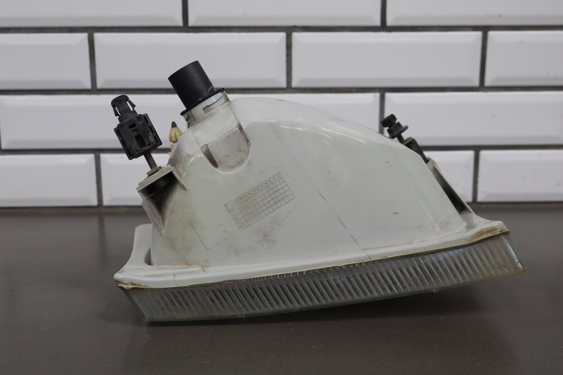 01-04 Ford F250 F350 Super Duty Left Headlight 2C3Z13008AB