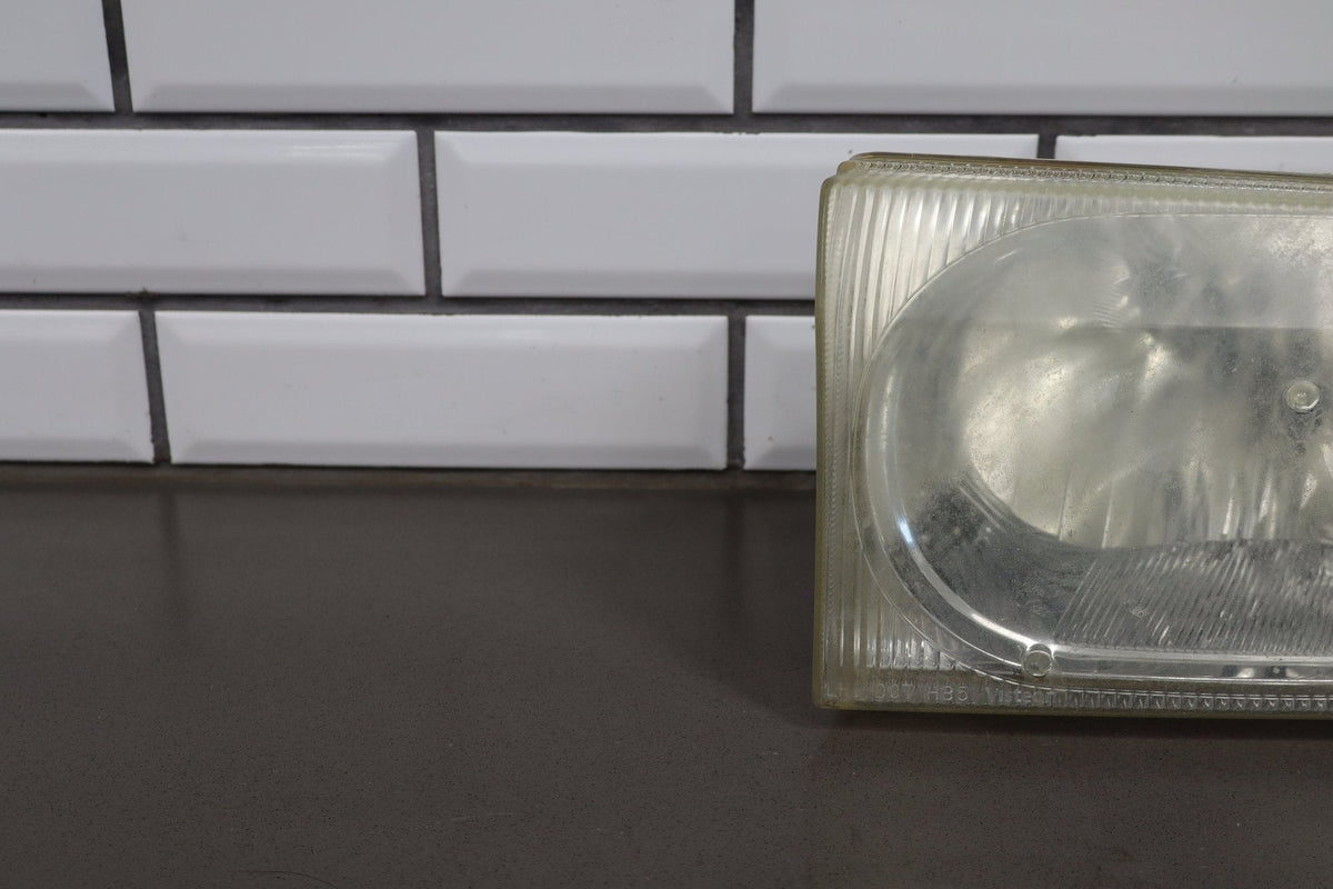 01-04 Ford F250 F350 Super Duty Left Headlight 2C3Z13008AB