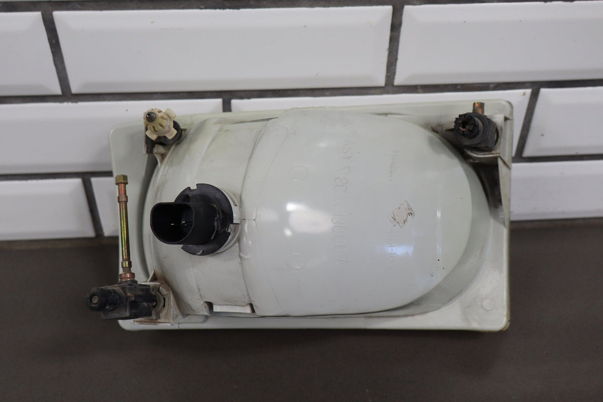 01-04 Ford F250 F350 Super Duty Left Headlight 2C3Z13008AB