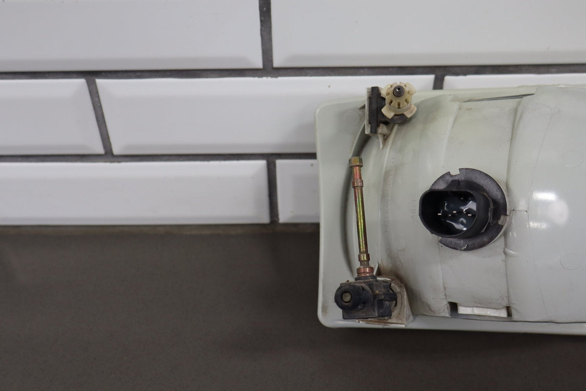 01-04 Ford F250 F350 Super Duty Left Headlight 2C3Z13008AB