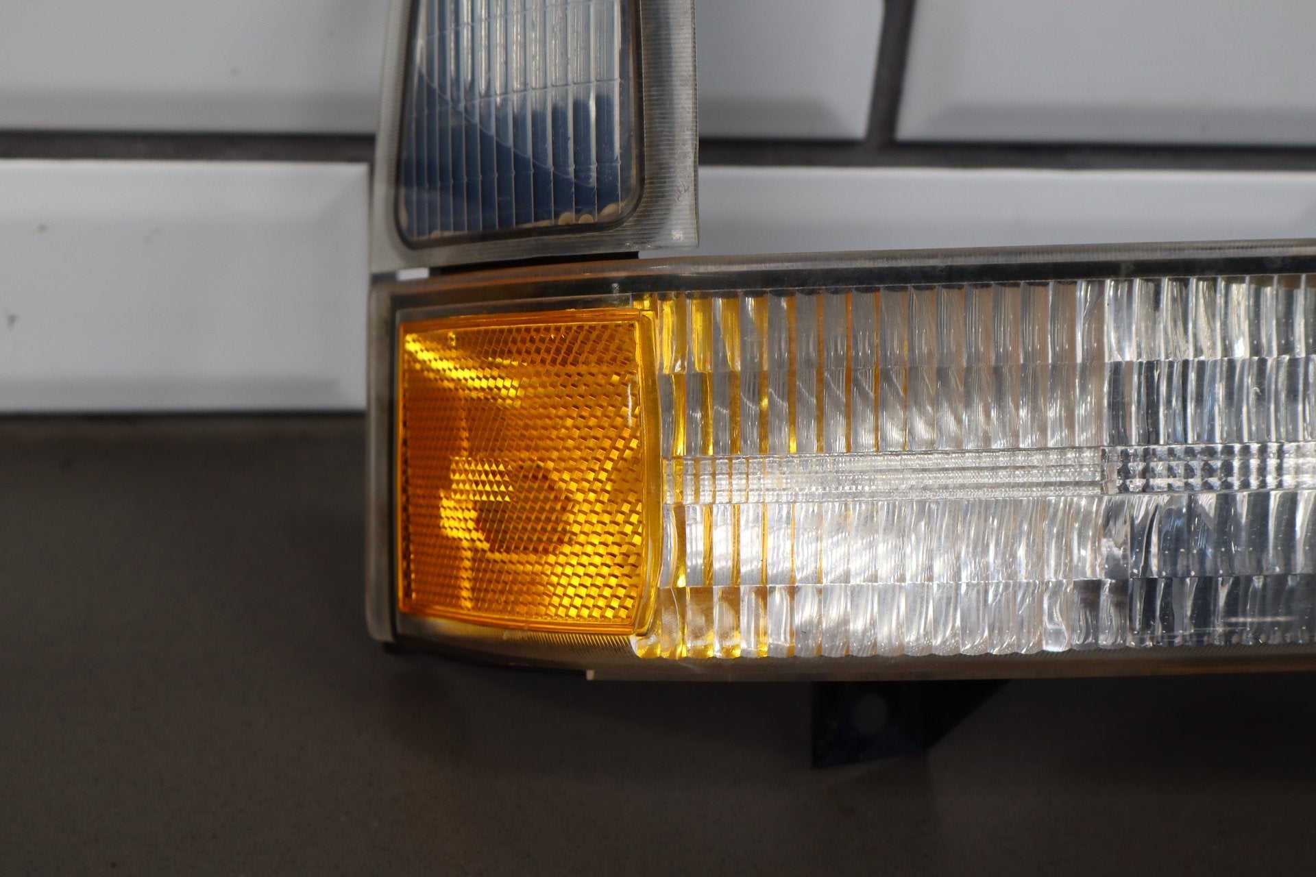 01-04 Ford F250 F350 Super Duty Right Headlight 2C3Z13008AA