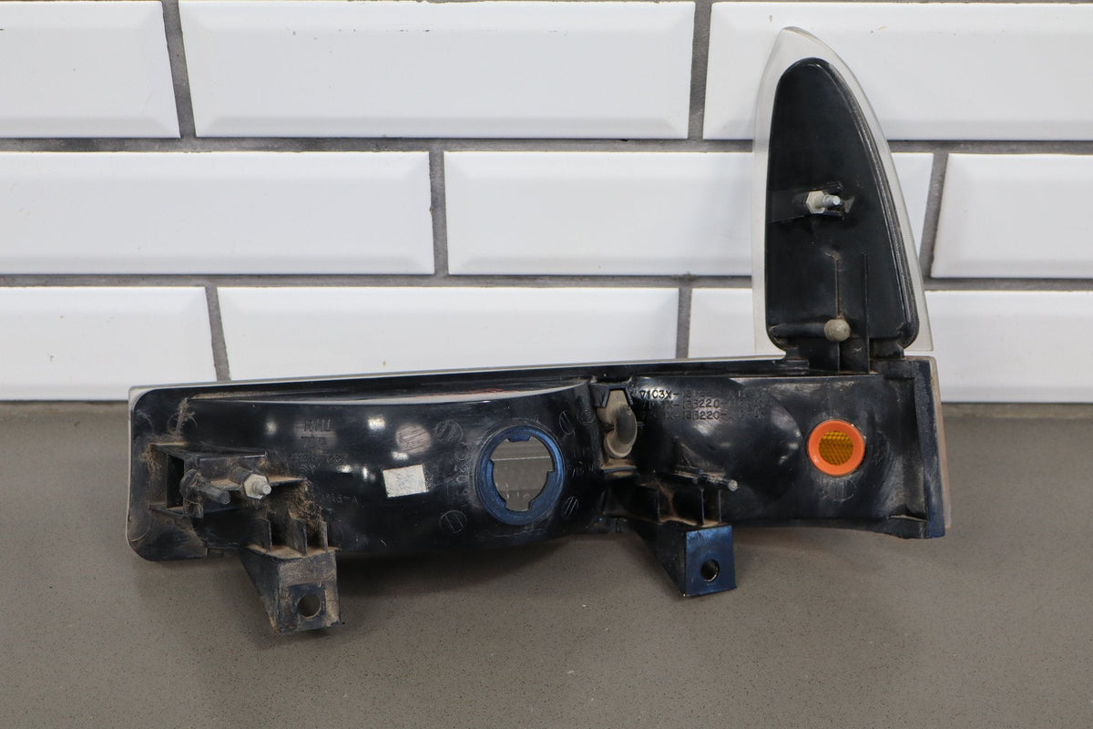 01-04 Ford F250 F350 Super Duty Right Headlight 2C3Z13008AA