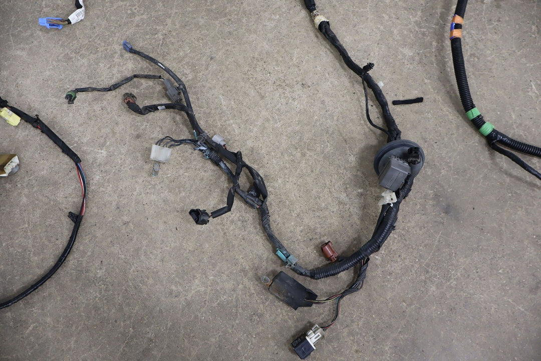 01 - 05 Mazda Miata NB 1.8L 4 Cylinder Engine Wiring Harness NRNC72 - 67 - 020C