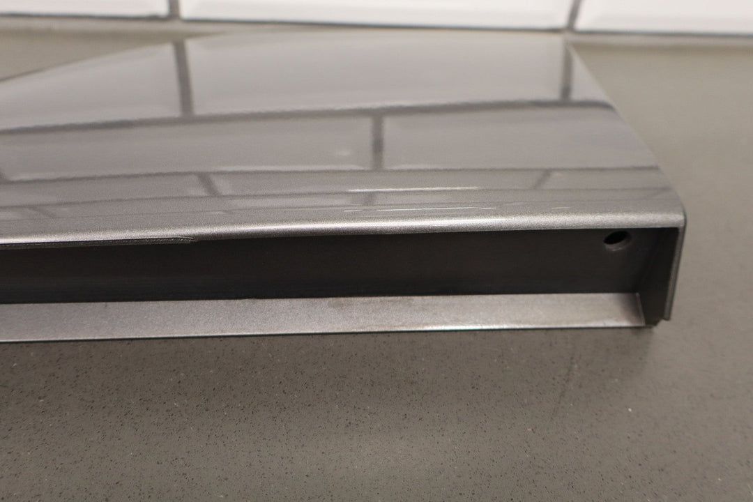 01 - 06 GMC Yukon Denali Left Rear Door Molding (Steel Gray 16U)