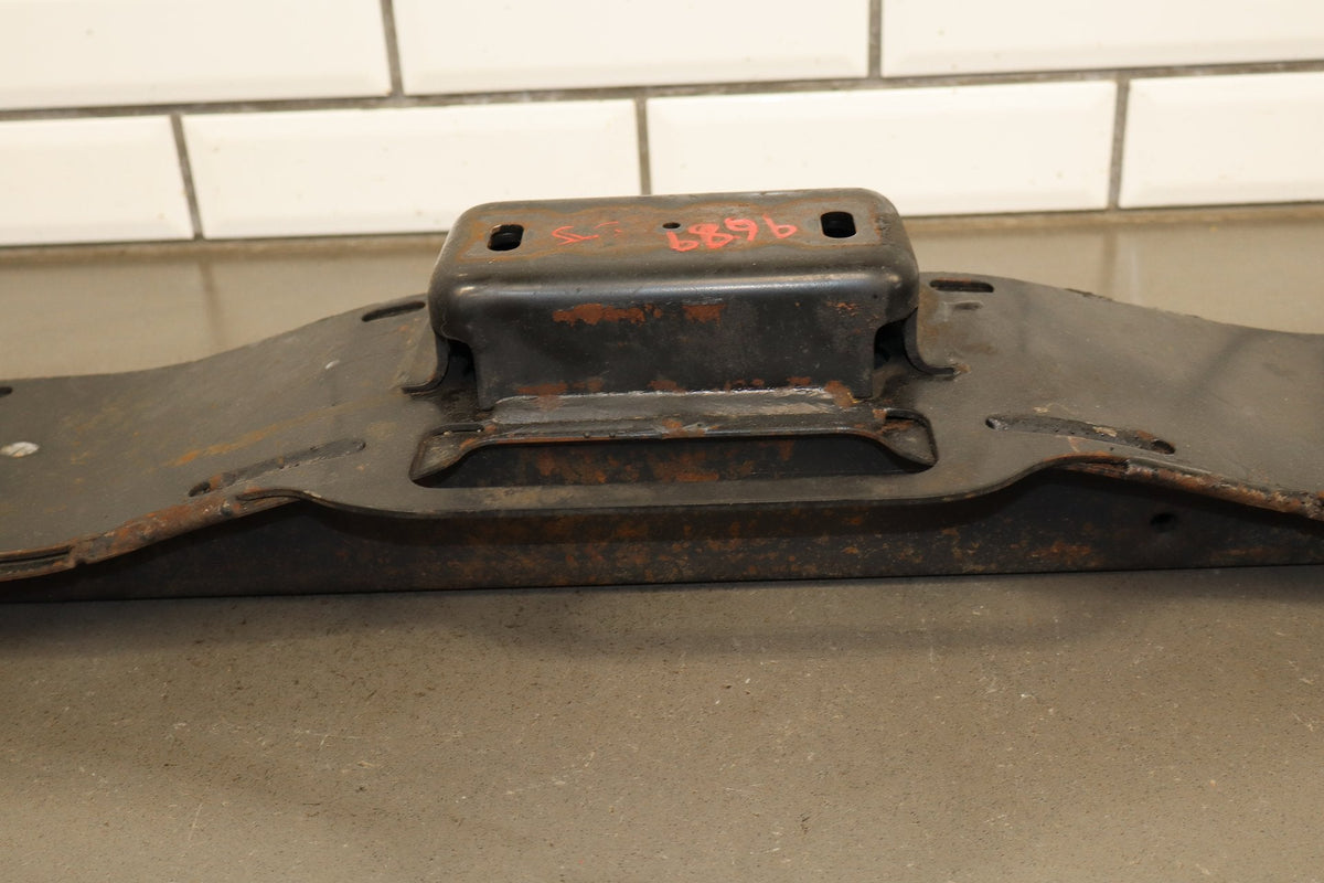 01-07 Chevrolet Silverado 2500/3500 GMT800 Allison Transmission Crossmember OEM