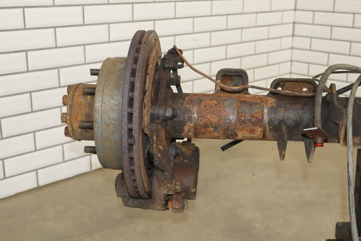 01-07 Chevy GMC 2500HD 6.6 Duramax/ 8.1L 3.73 Ratio 11.5" Rear Axle Assembly
