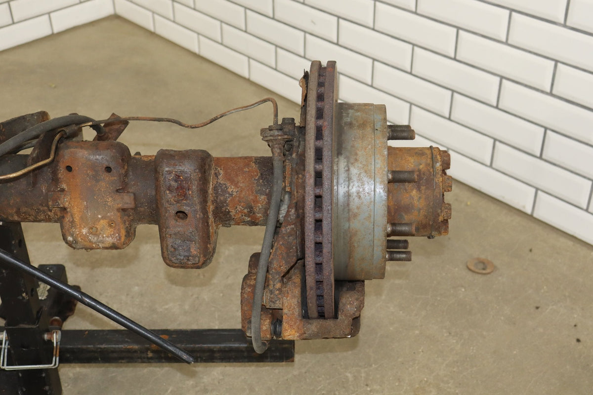 01-07 Chevy GMC 2500HD 6.6 Duramax/ 8.1L 3.73 Ratio 11.5" Rear Axle Assembly