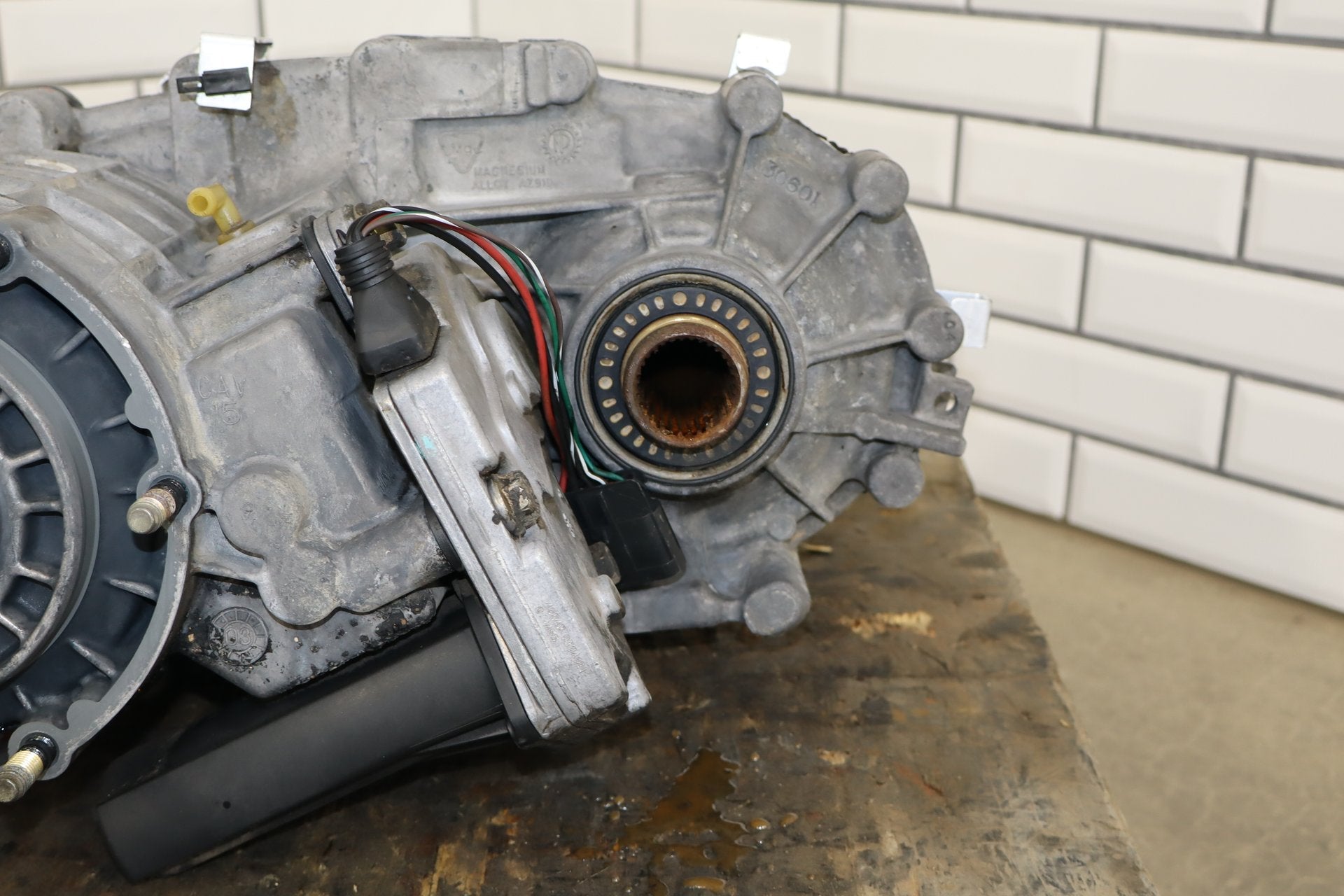 01-07 Chevy GMC 2500HD NP263XHD Electronic Shift Transfer Case Allison 1000