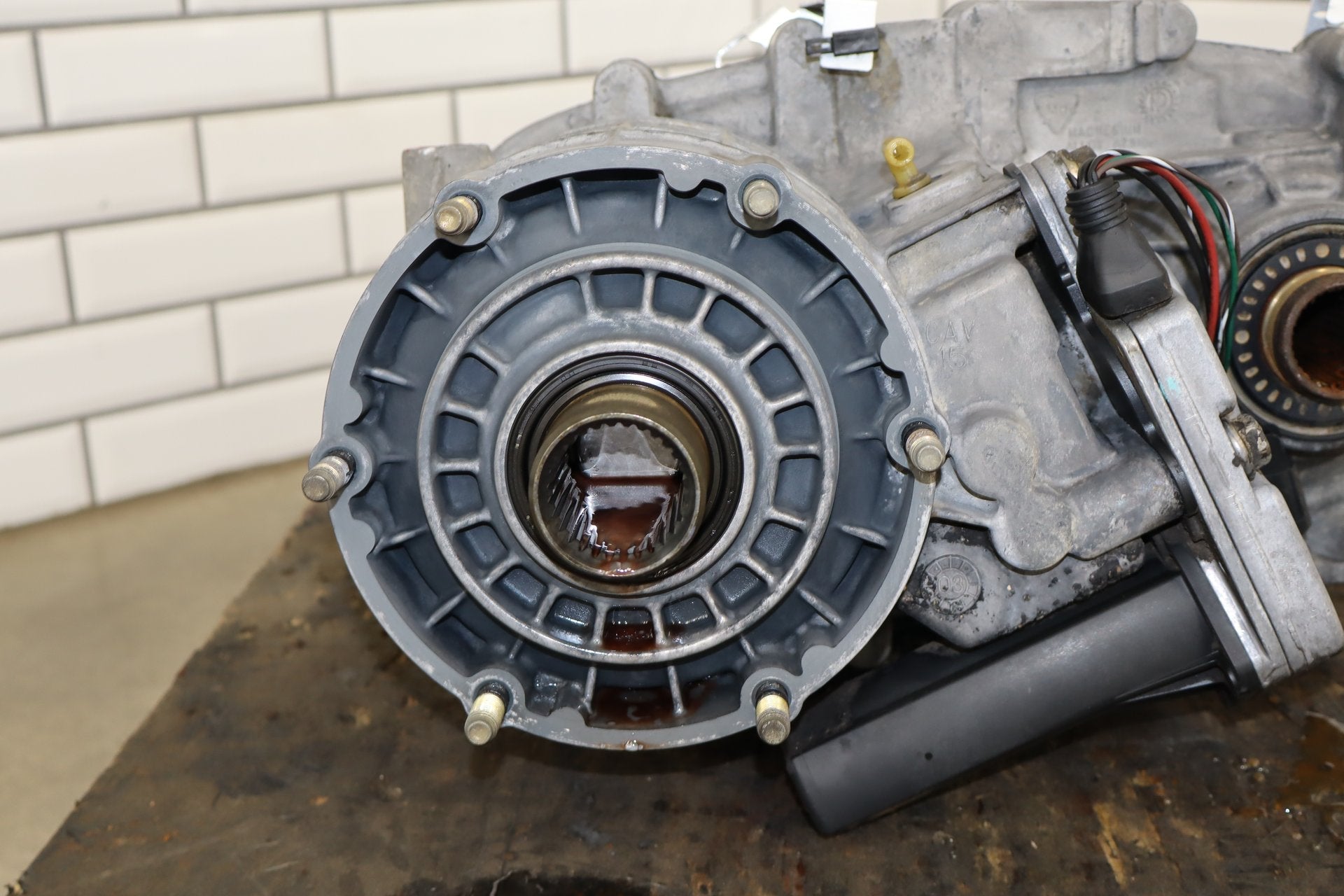 01-07 Chevy GMC 2500HD NP263XHD Electronic Shift Transfer Case Allison 1000