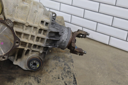 01-07 Chevy GMC 2500HD/3500 GMT800 4.10 Ratio Front Differential/Carrier OEM