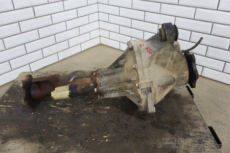 01-07 Chevy GMC 2500HD/3500 GMT800 4.10 Ratio Front Differential/Carrier OEM