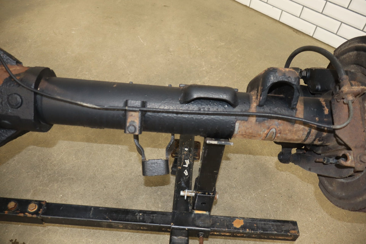01-07 Chevy GMC 2500HD/3500 SRW 4.10 10.5" Rear Axle Assembly 6.0 Gas