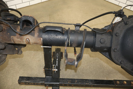 01-07 Chevy GMC 2500HD/3500 SRW 4.10 10.5" Rear Axle Assembly 6.0 Gas