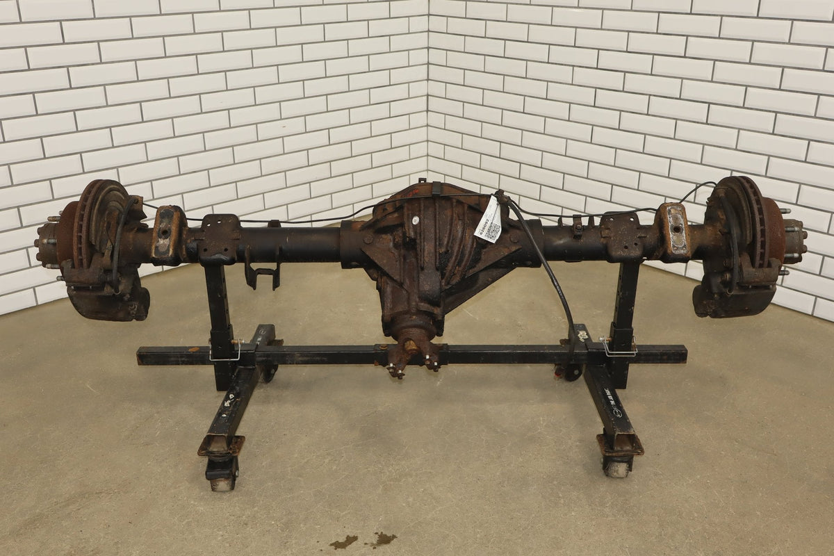 01-07 Chevy GMC 2500HD/3500 SRW 4.10 10.5" Rear Axle Assembly 6.0 Gas