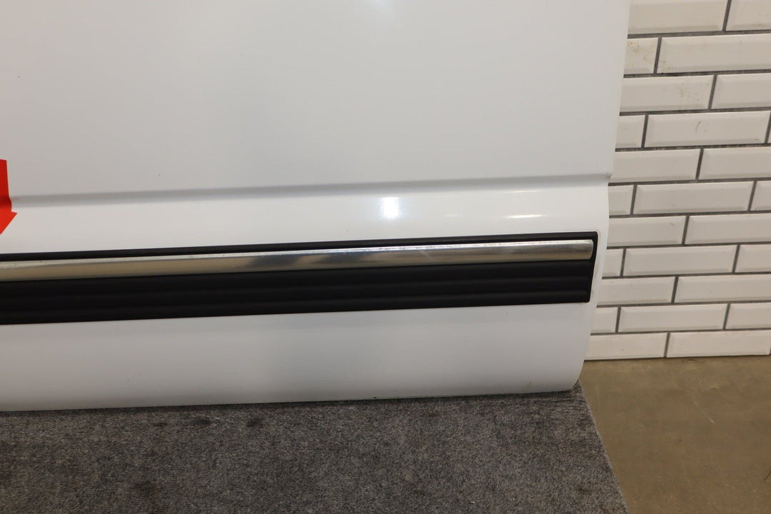 01 - 07 Chevy GMC GMT800 Crew Cab/Suburban Left Rear Door Summit White 50U