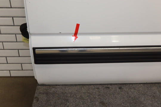 01 - 07 Chevy GMC GMT800 Crew Cab/Suburban Left Rear Door Summit White 50U