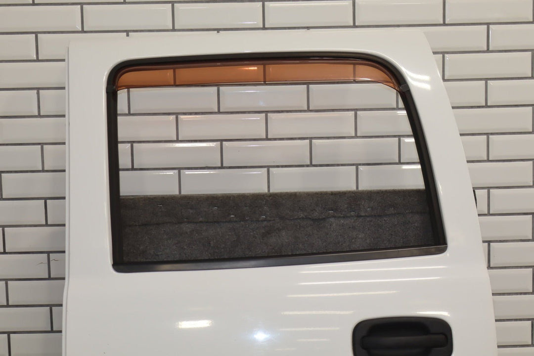 01 - 07 Chevy GMC GMT800 Crew Cab/Suburban Left Rear Door Summit White 50U
