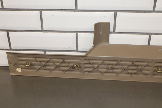 01 - 07 Chevy GMC Sierra Silverado GMT800 Crew Cab Sill Plate Set Light Neutral