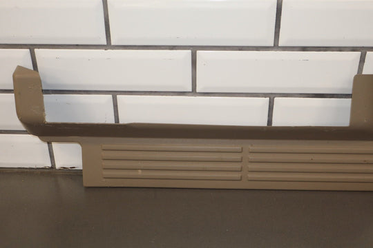 01 - 07 Chevy GMC Sierra Silverado GMT800 Crew Cab Sill Plate Set Light Neutral