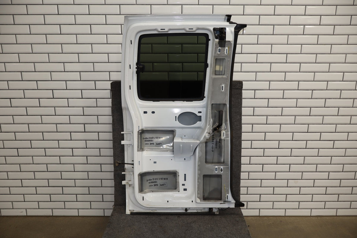 01-07 Chevy GMC Silverado Sierra GMT800 Extneded Cab Left Rear Door