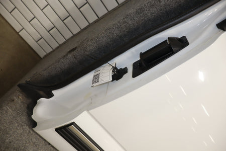 01-07 Chevy GMC Silverado Sierra GMT800 Extneded Cab Left Rear Door