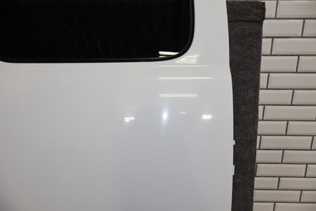 01-07 Chevy GMC Silverado Sierra GMT800 Extneded Cab Left Rear Door