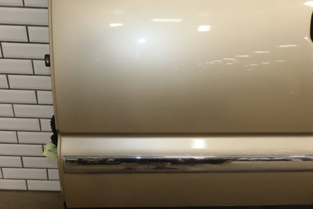 01-07 Chevy GMC Silverado Sierra GMT800 Extneded Cab Left Rear Door sand beige metallic 15u