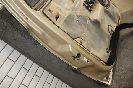 01-07 Chevy GMC Silverado Sierra GMT800 Extneded Cab Left Rear Door sand beige metallic 15u