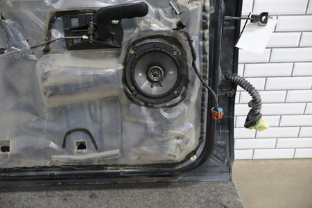 01-07 Chevy GMC Silverado Sierra Suburban GMT800 Crew Cab Left Rear Door Black 41U