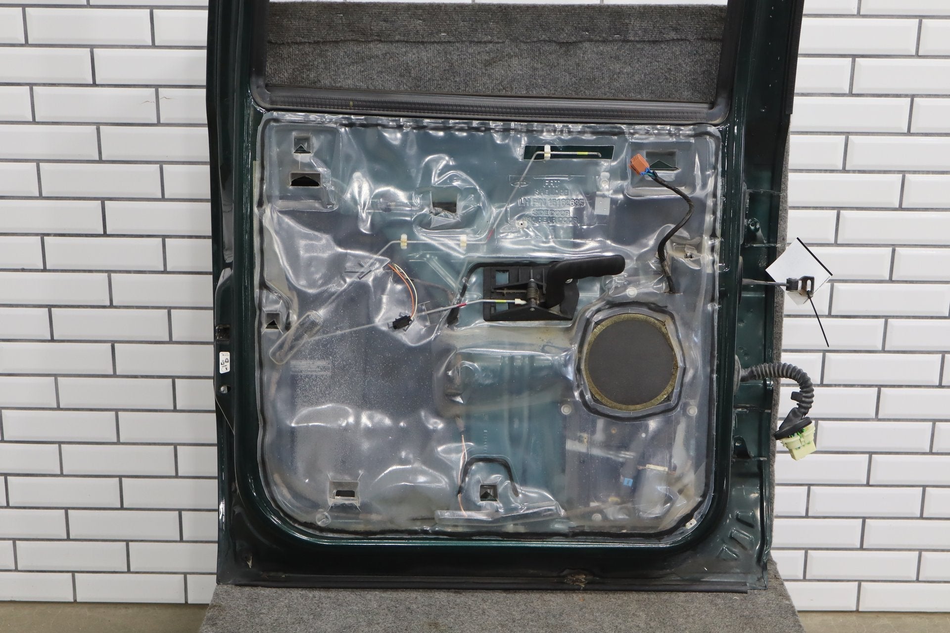 01-07 Chevy GMC Silverado Sierra Suburban GMT800 Crew Cab Left Rear Door Forest Green 47