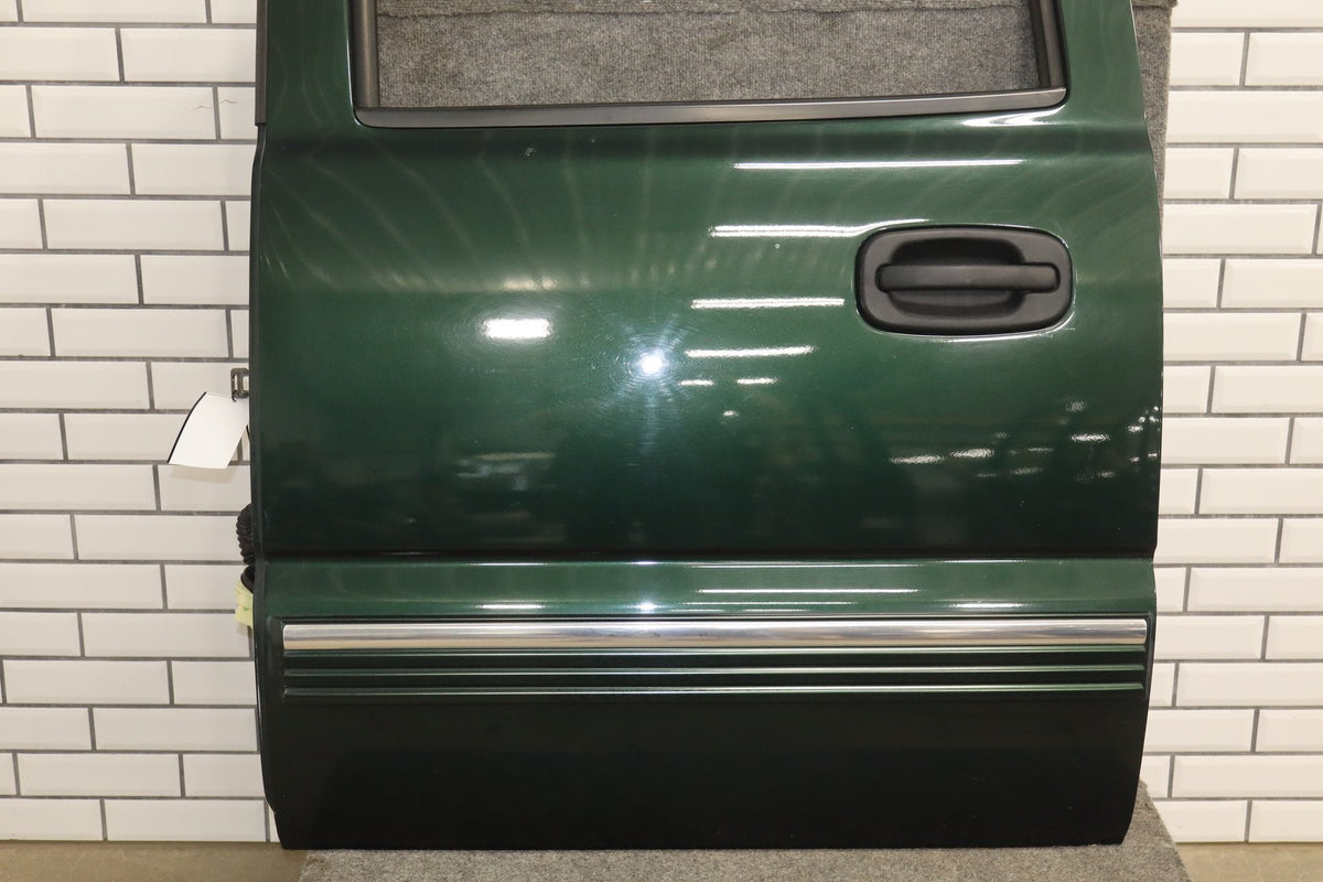 01-07 Chevy GMC Silverado Sierra Suburban GMT800 Crew Cab Left Rear Door Forest Green 47