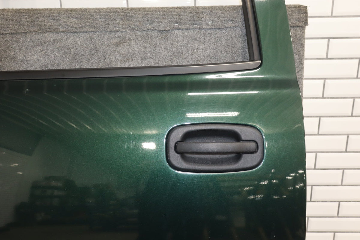 01-07 Chevy GMC Silverado Sierra Suburban GMT800 Crew Cab Left Rear Door Forest Green 47