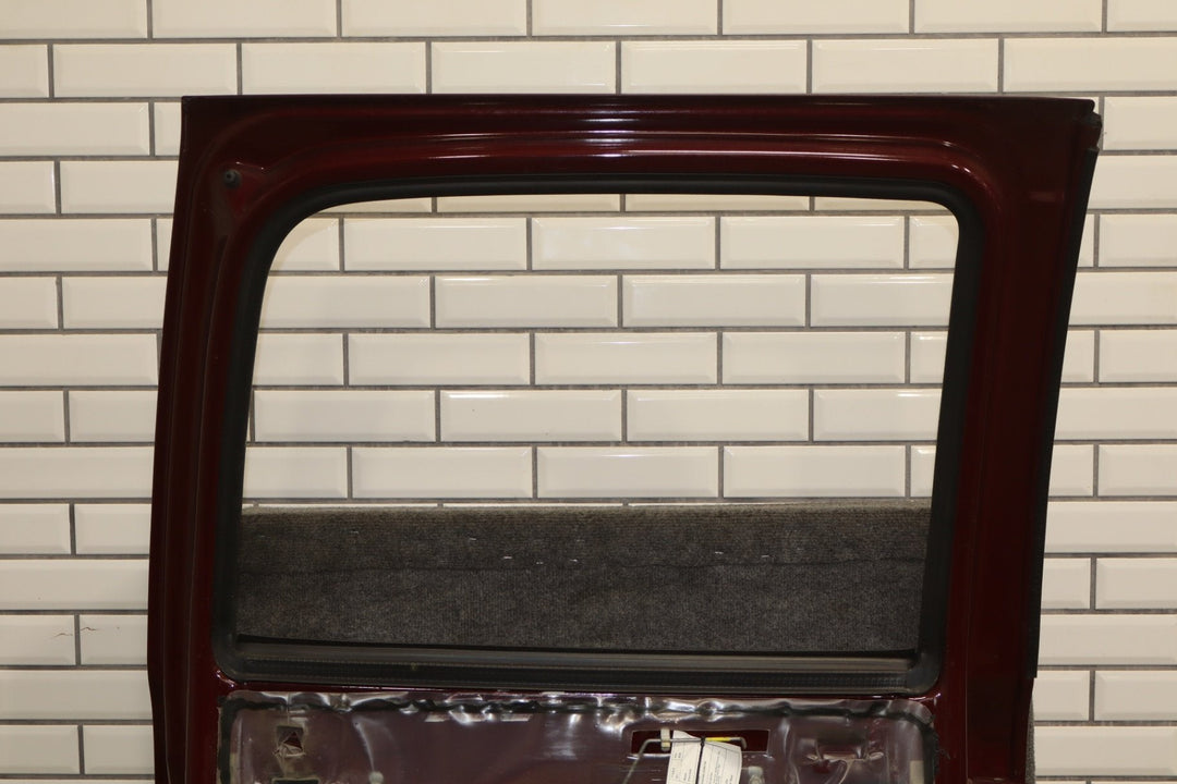 01 - 07 Chevy GMC Silverado Sierra Suburban Left Rear Door Dark Carmine Red 51