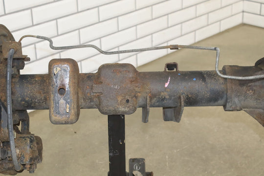 01 - 07 Chevy Silveardo 1500HD OEM Rear Axle Assembly 3.73 GT4 Lot Tested
