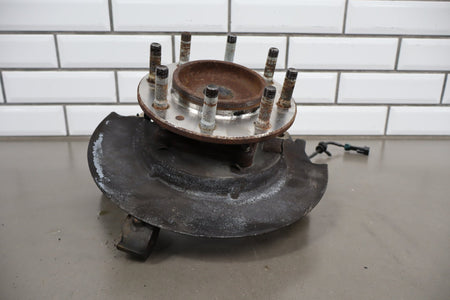 01-07 Chevy Silverado 3500 Left 2WD Spindle Hub ABS