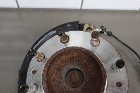 01-07 Chevy Silverado 3500 Left 2WD Spindle Hub ABS