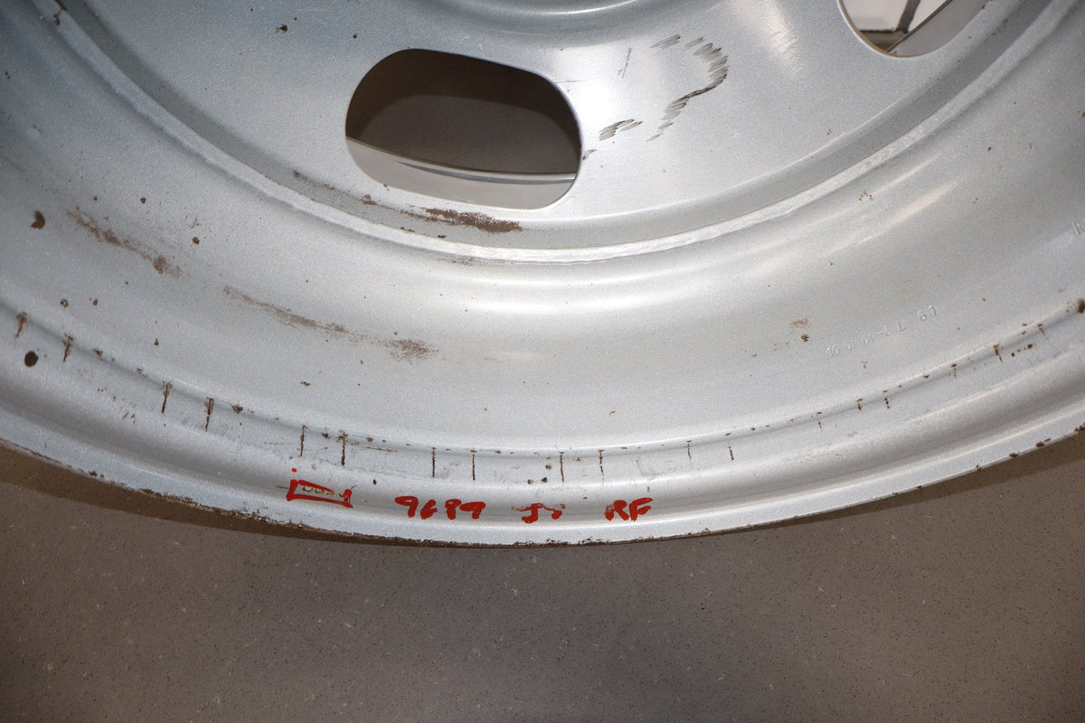 01-07 Chevy Silverado Sierra 3500 16x6.5 Dually Steel Wheel (No Tire)