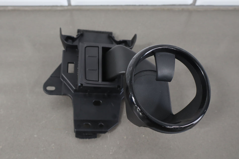 2018 Fiat 124 Spider- Cup Holder
