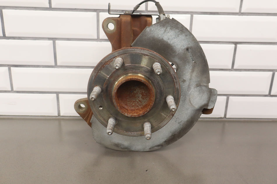 2012 Chevrolet Suburban 1500- Right Front Spindle