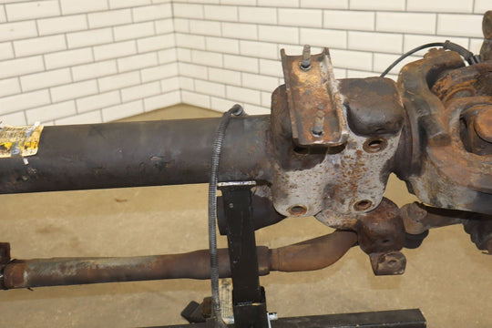 02 - 04 Ford F250 F350 Super Duty 4x4 Front Axle Assembly 3.73 Ratio