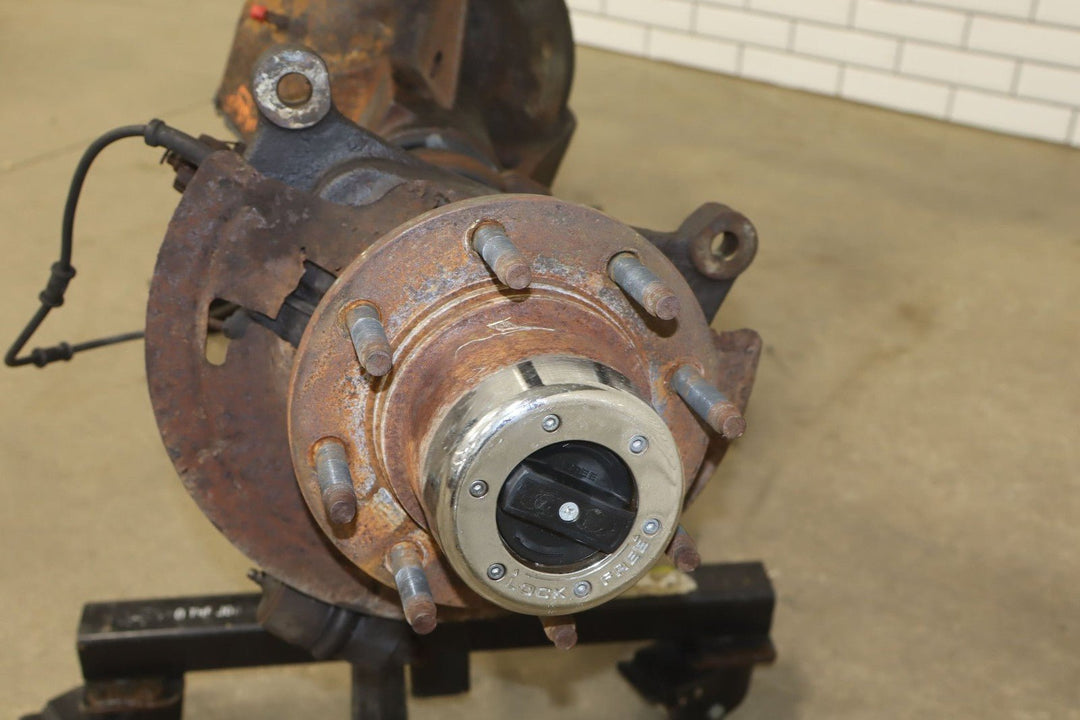 02 - 04 Ford F250 F350 Super Duty 4x4 Front Axle Assembly 3.73 Ratio
