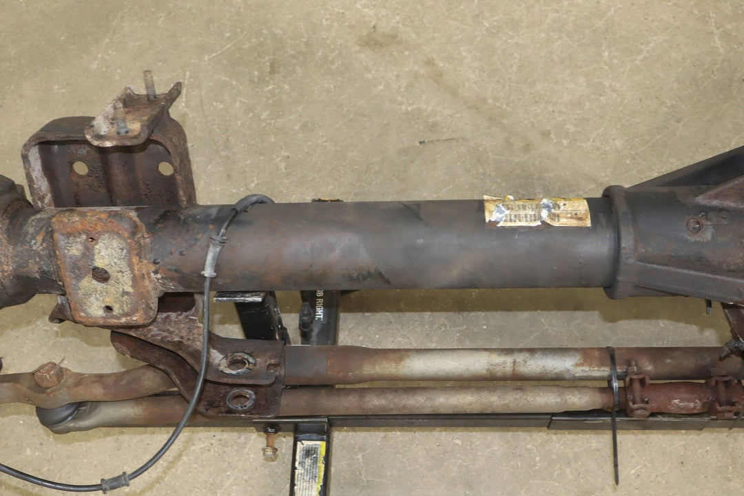 02 - 04 Ford F250 F350 Super Duty 4x4 Front Axle Assembly 3.73 Ratio
