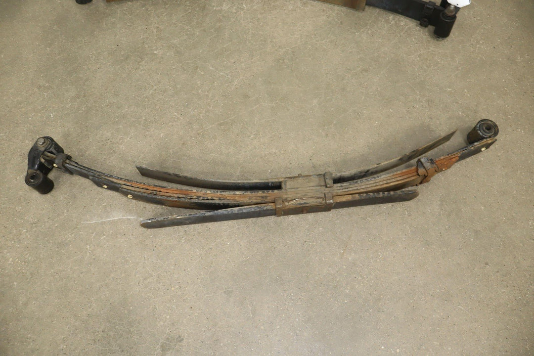 02 - 04 Ford F250 Super Duty OEM Rear Leaf Springs Pair Left/Right (4 Main 2 Help)