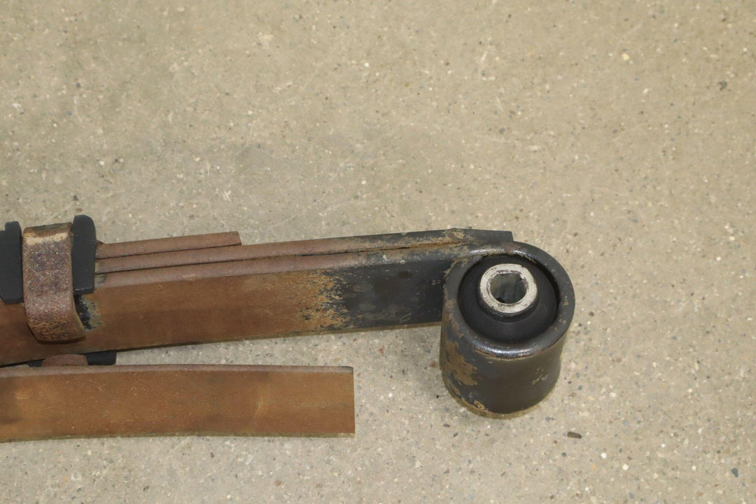 02 - 04 Ford F250 Super Duty OEM Rear Leaf Springs Pair Left/Right (4 Main 2 Help)